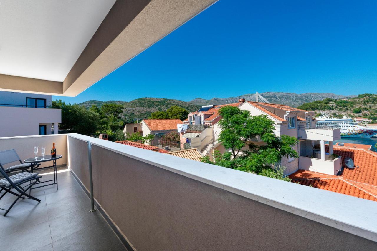 Oyo Deluxe Apartments Dubrovnik Exterior foto